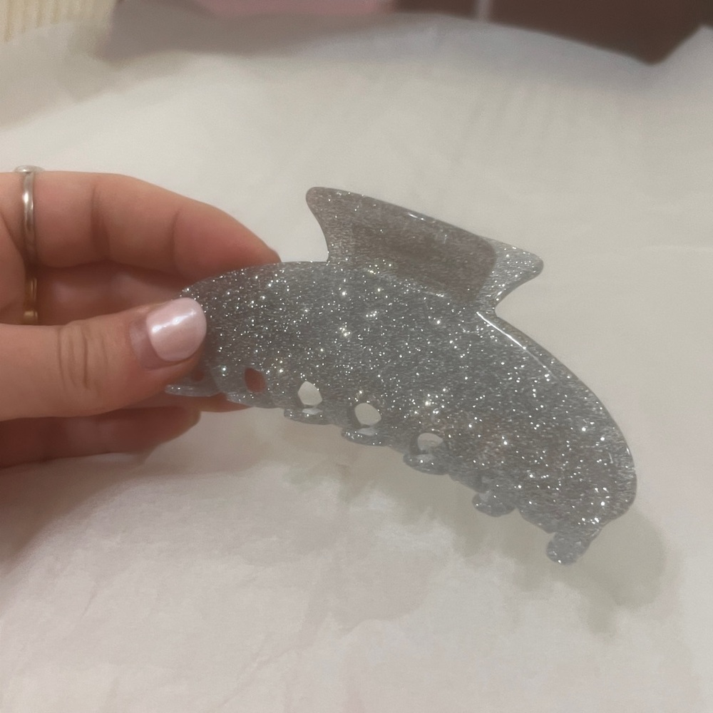 Sparkling Silver Hair Claw Clip (*ᴗ͈ˬᴗ͈)ꕤ*.ﾟ